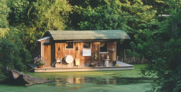 swamp_cabin